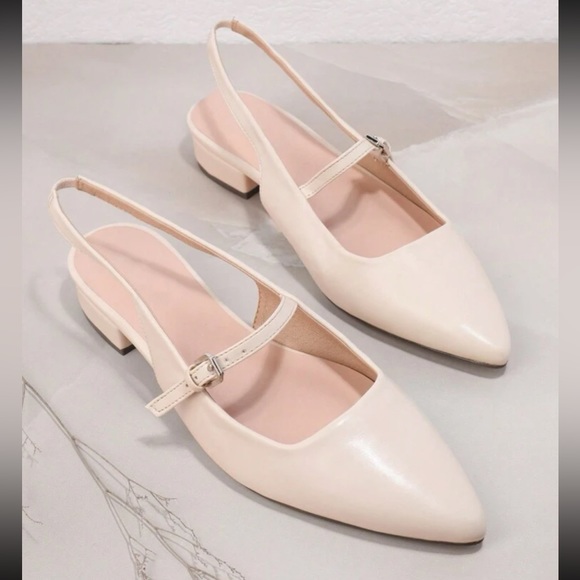Pointed toe buckle strap slingback mini heeled flats - cream patent faux leather - Picture 2 of 7